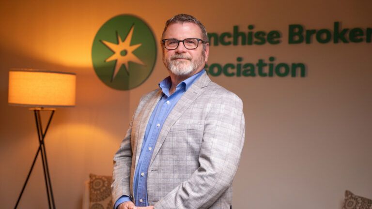 Franchise Broker Playbook 2026